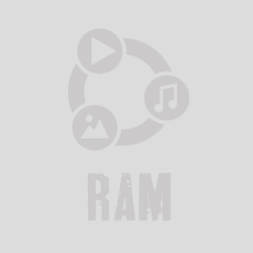 Centro storico e montagne brulle